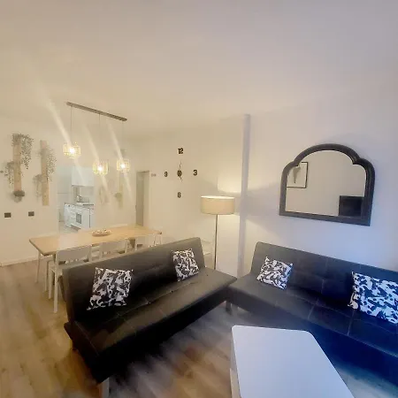 Apartmán Old Town T3 With Balcony