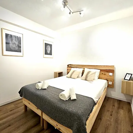 Old Town T3 With Balcony Apartament *